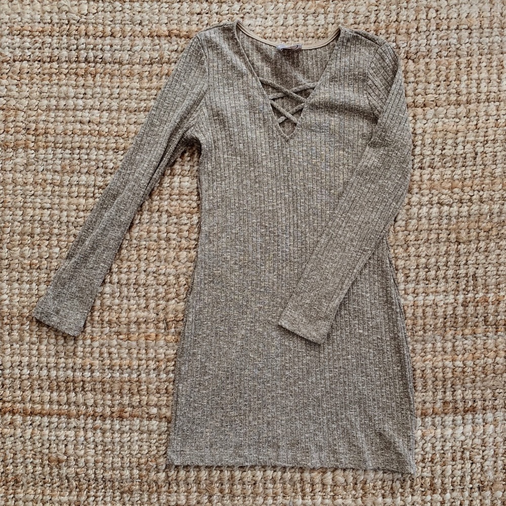 Bodycon tan V-neck dress